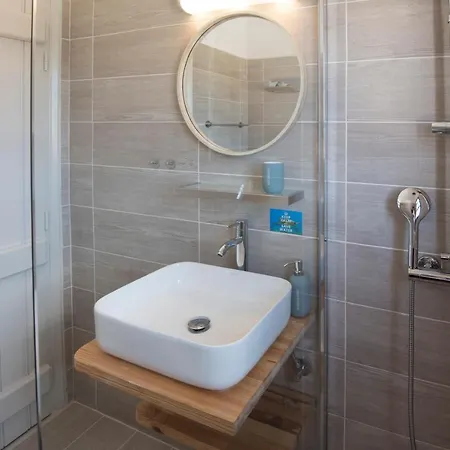 Holiday home Thalassa Seafront Superb 1bd House In Naousa (Paros)