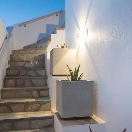 Thalassa Seafront Superb 1bd House In Naousa (Paros)