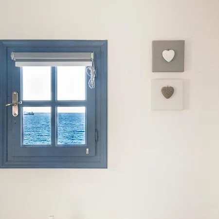 Holiday home Thalassa Seafront Superb 1bd House In Naousa (Paros)
