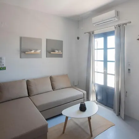 Holiday home Thalassa Seafront Superb 1bd House In Naousa (Paros)