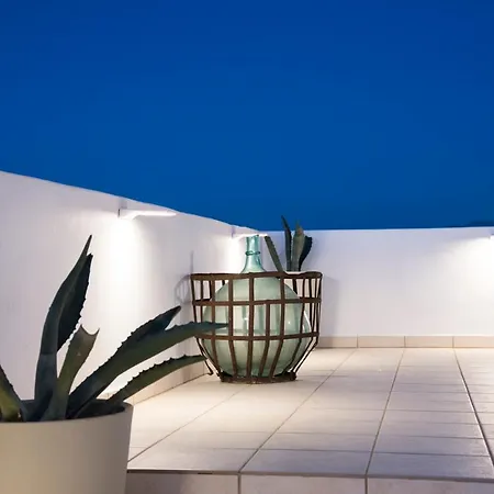 Thalassa Seafront Superb 1bd House In *