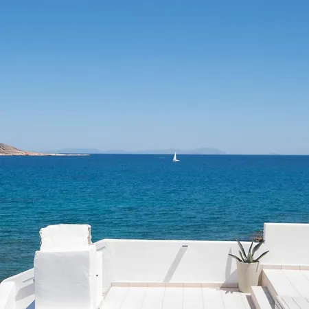 Semesterbostad Thalassa Seafront Superb 1bd House In Naousa