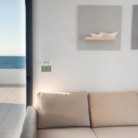 Holiday home Thalassa Seafront Superb 1bd House In Naousa (Paros)
